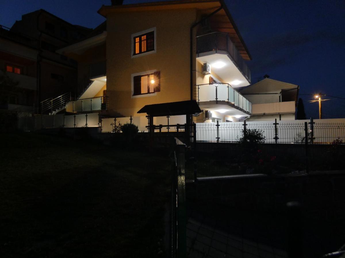 Apartment & Olive Oil Valuma Копер Екстериор снимка